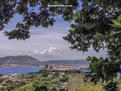 campi flegrei castello di baia